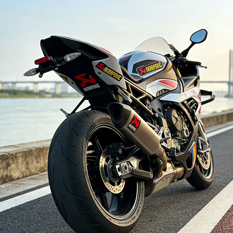 For akrapovic Stickers Moto St - مراجعة Laptop Accessories Ideas وسعره